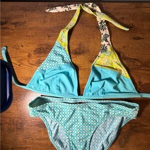 Y2K Coco Reef Blue and Green Women's Patchwork Bikini Set| Top 34D, Bottom M